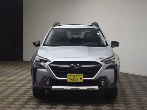 Used 2023 Subaru Outback Limited AWD/4WD image 24