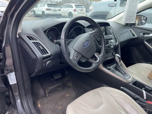 Used 2018 Ford Focus Titanium image 3