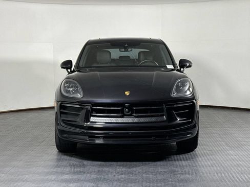 Certified 2024 Porsche Macan AWD/4WD image 10
