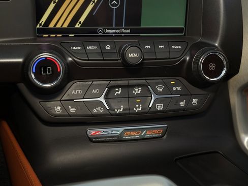 Used 2017 Chevrolet Corvette Z06 image 17