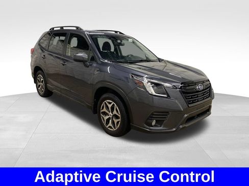 Used 2023 Subaru Forester Premium AWD/4WD image 5