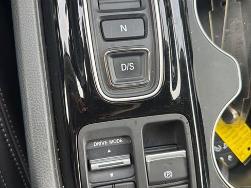 Used 2025 Honda Pilot EX-L image 22