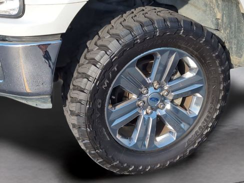 Used 2018 Ford F150 XLT w/ Equipment Group 302A Luxury AWD/4WD image 33