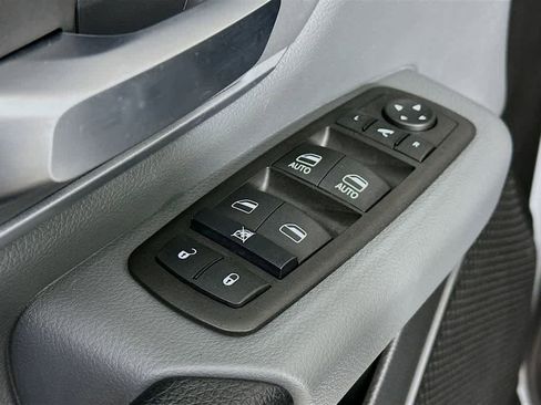 Used 2023 RAM 1500 Big Horn image 28