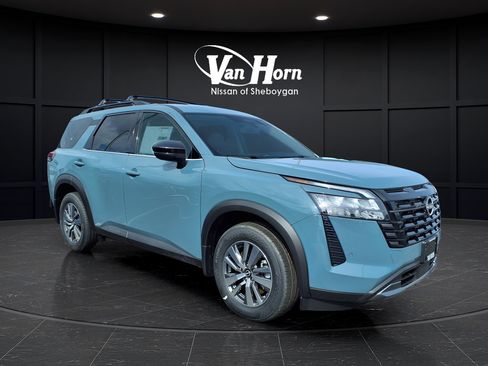 New 2026 Nissan Pathfinder SL w/ Cargo Package AWD/4WD image 3