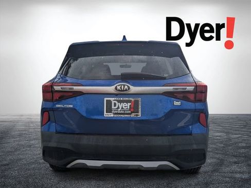 Certified 2021 Kia Seltos LX image 3