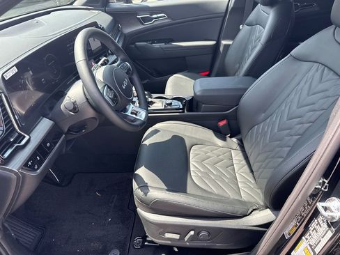 New 2025 Kia Sportage X-Pro Prestige image 9