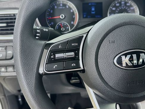 Used 2020 Kia Optima LX FWD image 17