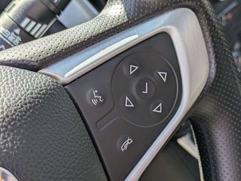 Used 2023 GMC Terrain SLE w/ Driver Convenience Package FWD image 19