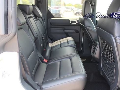 New 2026 Ford Bronco Badlands AWD/4WD image 9