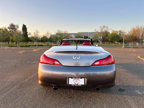 Used 2010 INFINITI G37 Anniversary Edition RWD image 7