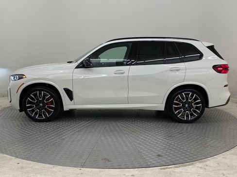 Used 2026 BMW X5 M60i image 2