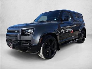 Used 2025 Land Rover Defender 110 X-Dynamic SE video 1