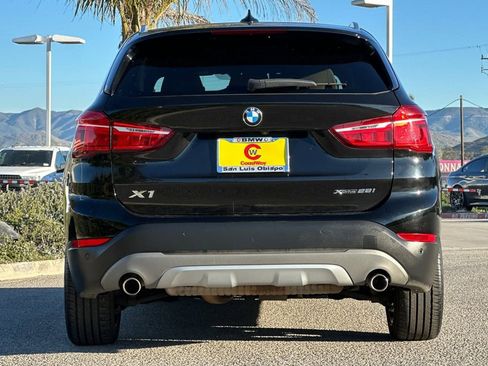 Used 2018 BMW X1 xDrive28i w/ Premium Package image 4