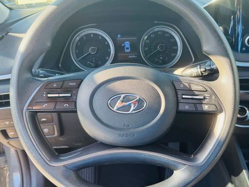 Used 2021 Hyundai Sonata SE w/ Cargo Package image 9