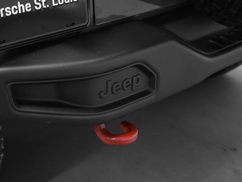 Used 2015 Jeep Wrangler Unlimited Rubicon AWD/4WD image 19