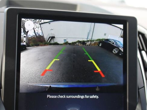 Used 2022 Ford Edge Titanium w/ Equipment Group 301A image 18