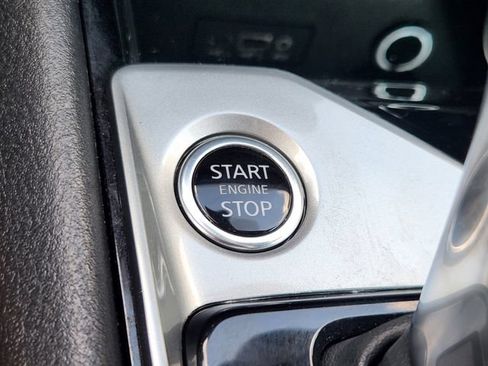Used 2024 Nissan Altima 2.5 SV FWD image 21