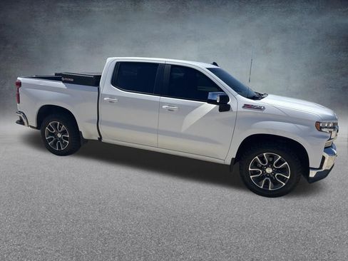 Used 2022 Chevrolet Silverado 1500 LT image 8