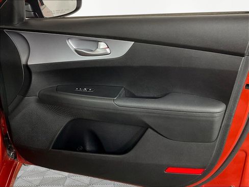 Used 2023 Kia Forte LXS w/ LXS Technology Package FWD image 26