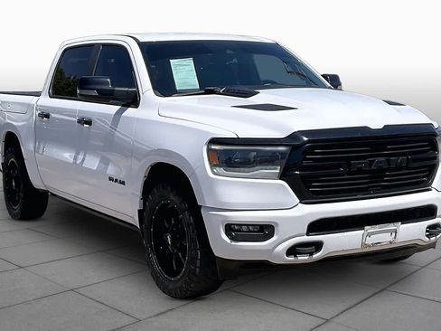 Used 2023 RAM 1500 Laramie AWD/4WD image 2