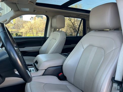 Used 2023 Ford Expedition Limited image 43