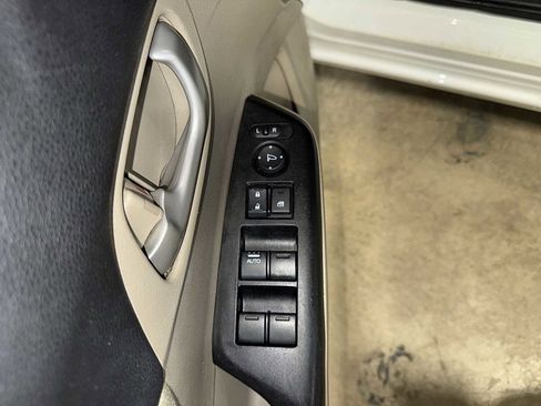 Used 2013 Honda Civic LX image 22