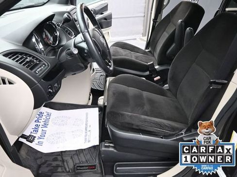 Used 2014 Dodge Grand Caravan SE FWD image 4