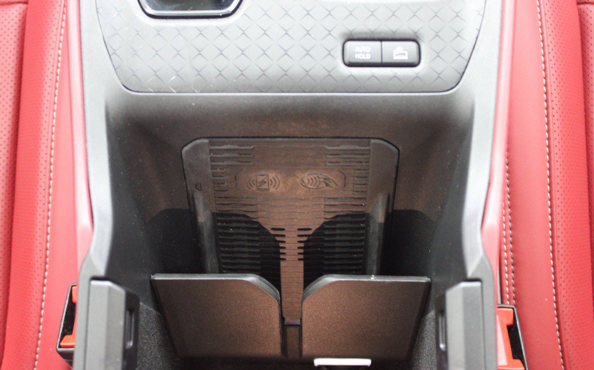 Used 2024 Jeep Wagoneer Launch Edition AWD/4WD image 34