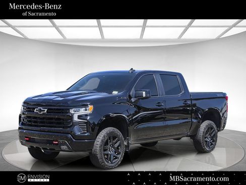 Used 2024 Chevrolet Silverado 1500 LT Trail Boss w/ LT Trail Boss Premium Package AWD/4WD image 1