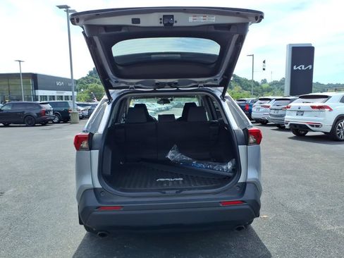 Used 2023 Toyota RAV4 XLE w/ Convenience Package AWD/4WD image 15