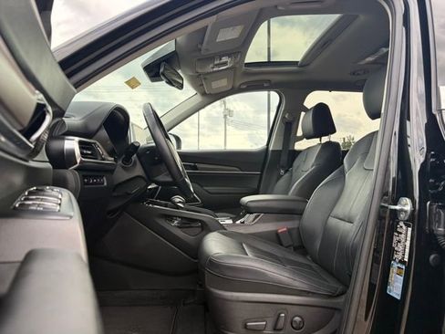 Certified 2022 Kia Telluride EX w/ EX Premium Package image 10