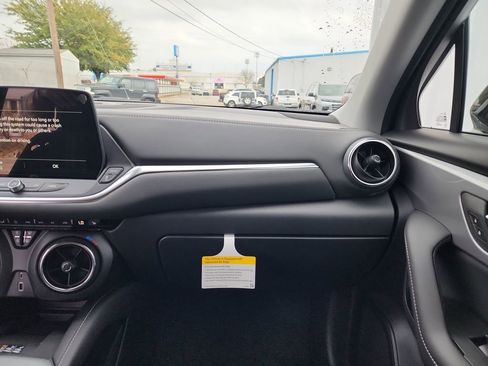 New 2026 Chevrolet Blazer LT w/ Convenience Package image 32