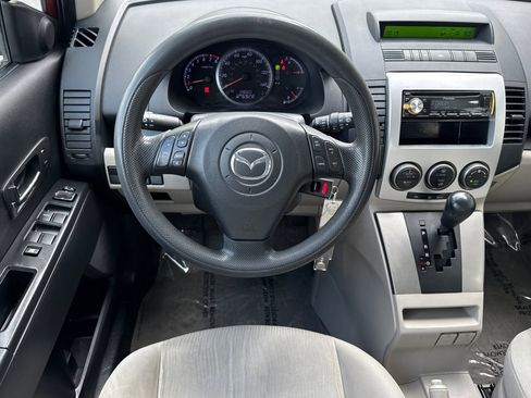 Used 2009 MAZDA MAZDA5 Sport FWD image 26