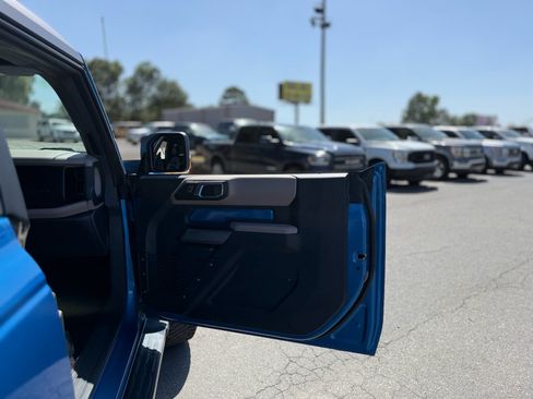 Used 2022 Ford Bronco Wildtrak AWD/4WD image 29