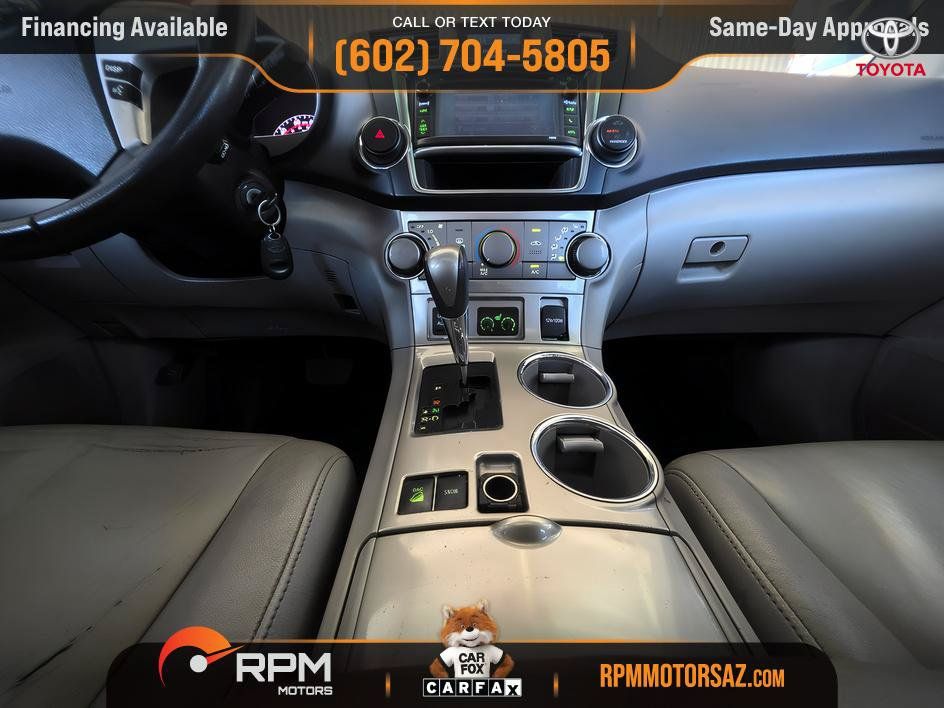 Used 2013 Toyota Highlander SE AWD/4WD image 17