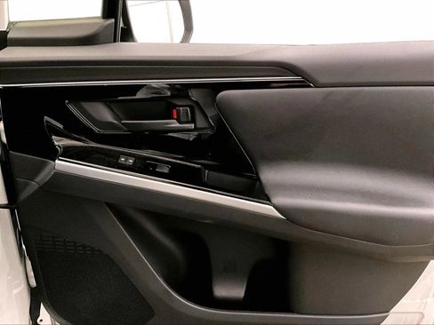 Used 2024 Toyota bZ4X XLE w/ Weather Package image 23