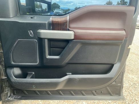 Used 2017 Ford F250 Platinum w/ Platinum Ultimate Package AWD/4WD image 13