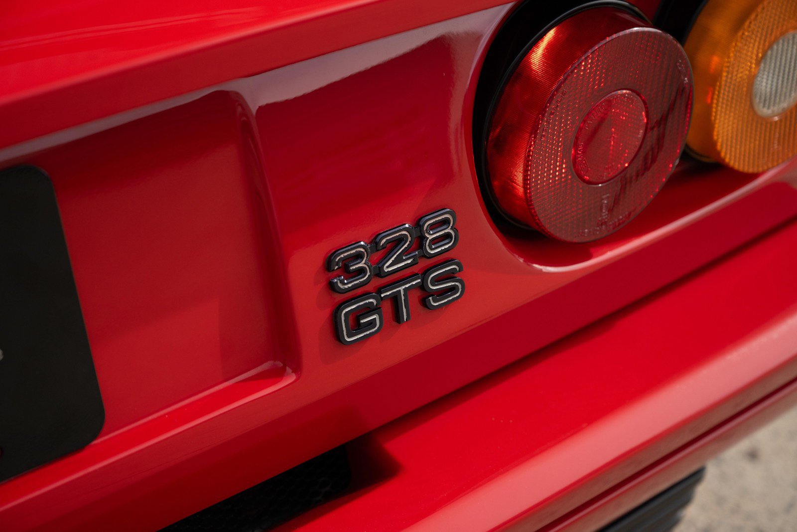 Used 1988 Ferrari 328 GTS RWD image 36