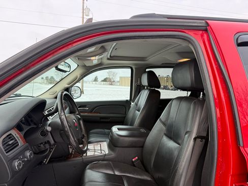 Used 2008 Chevrolet Avalanche LTZ w/ LTZ Preferred Equipment Group image 10