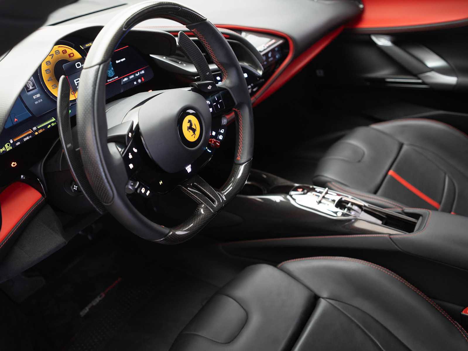 Used 2022 Ferrari SF90 Stradale AWD/4WD image 17