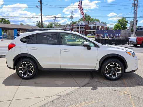 Used 2015 Subaru Crosstrek 2.0i Limited AWD/4WD image 6