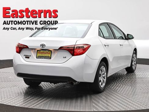 Used 2019 Toyota Corolla LE FWD image 5