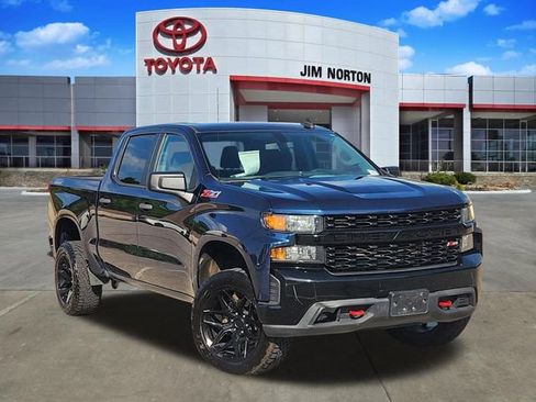 Used 2020 Chevrolet Silverado 1500 Custom Trail Boss w/ Custom Convenience Package AWD/4WD image 1