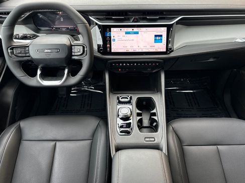 New 2026 Jeep Cherokee Laredo image 16