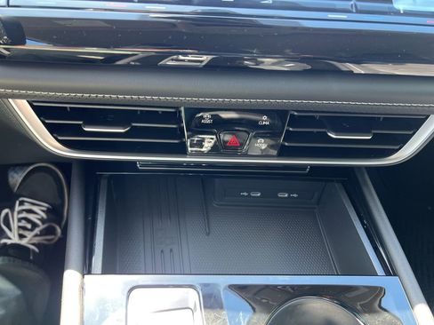 New 2026 Volkswagen Atlas SE image 23