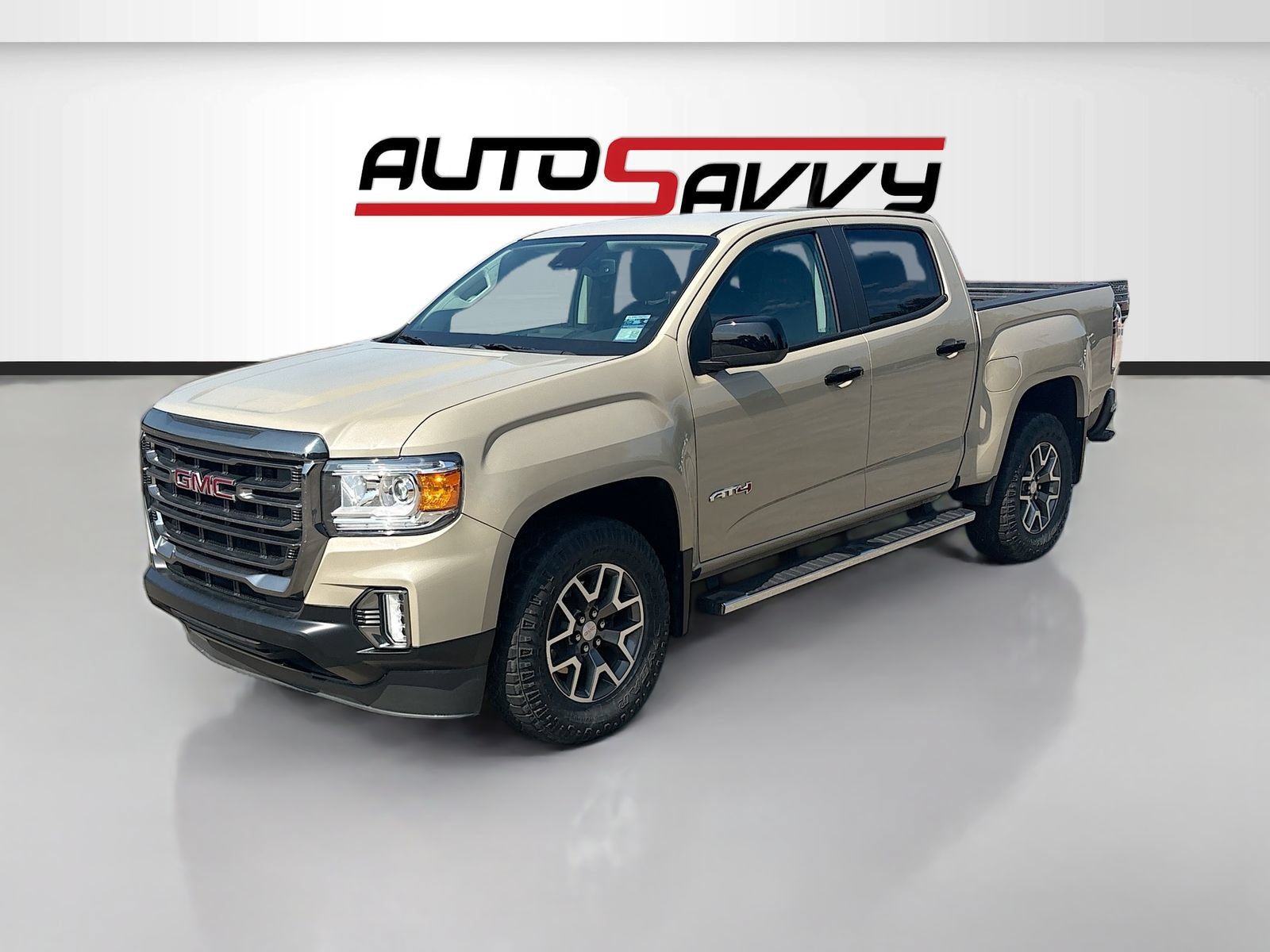 Used 2022 GMC Canyon AT4 w/ Driver Alert Package AWD/4WD image 3