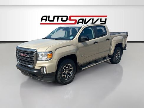 Used 2022 GMC Canyon AT4 w/ Driver Alert Package AWD/4WD image 3