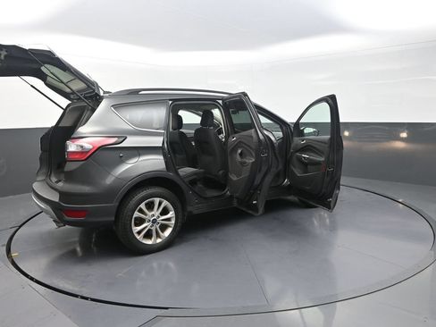Used 2018 Ford Escape SE AWD/4WD image 37