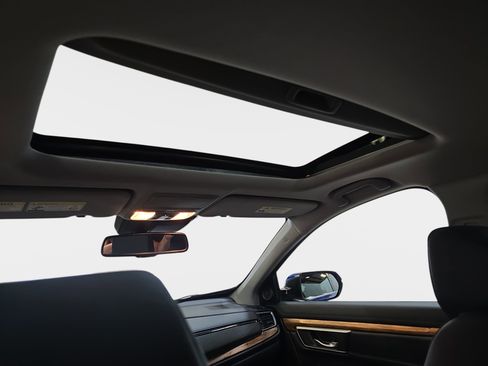 Used 2020 Honda CR-V Touring image 29